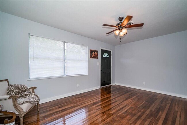 Foto del edificio - 3/1.5 Home in Central Longview