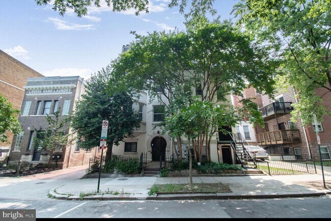 Foto del edificio - 1403 12th St NW