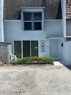 Building Photo - 3 br, 2.5 bath House - 6292 Boulevard of C...