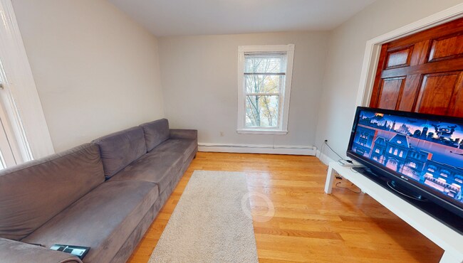 Building Photo - 350 Allston St