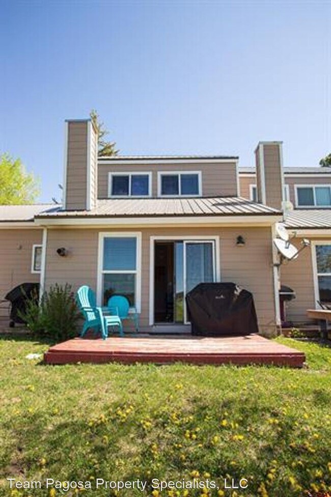 Foto del edificio - 2 br, 1.5 bath House - 5584 CR. 600 Unit #104