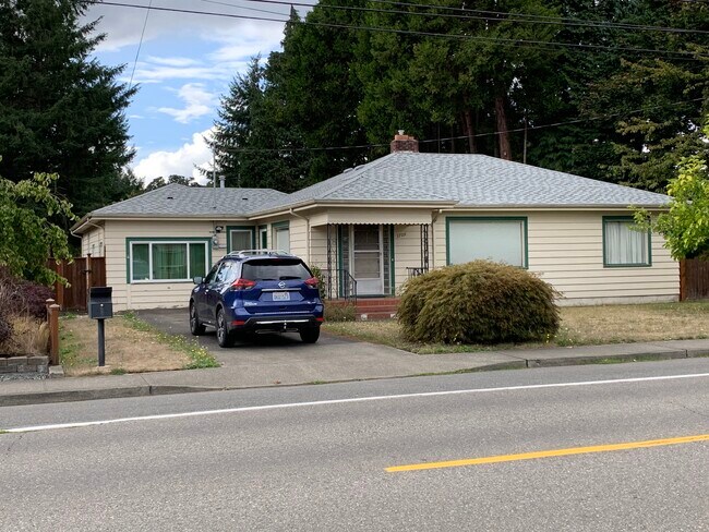 Foto del edificio - 1709 Lake Park Dr SW