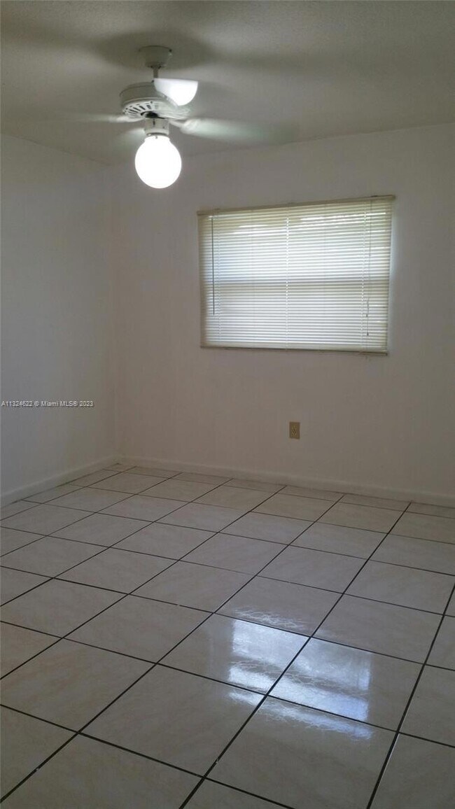 Building Photo - 4275 NW S Tamiami Canal Dr