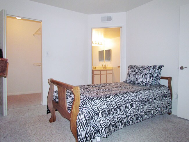 Willow Green Apartments Apartments Houston, TX