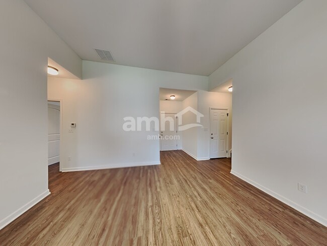 Building Photo - 10361 Cooper Ridge Cv