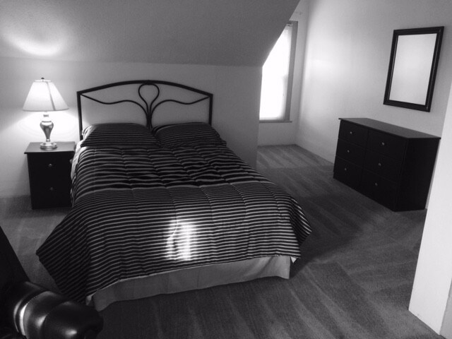Bedrm 1-Bed & dresser - 436 E Pittsburgh St