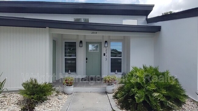 Building Photo - 2713 Renatta Dr