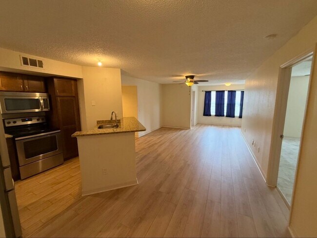 Building Photo - Prime Orlando Location!