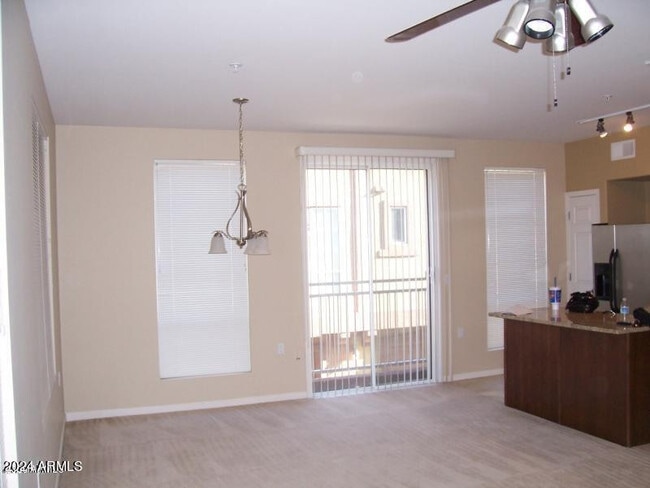 Building Photo - 1920 E Bell Rd