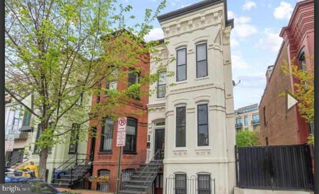 Photo - 514 11th Street SE Unit B Townhome