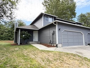 Building Photo - 5117 9th Ave NE
