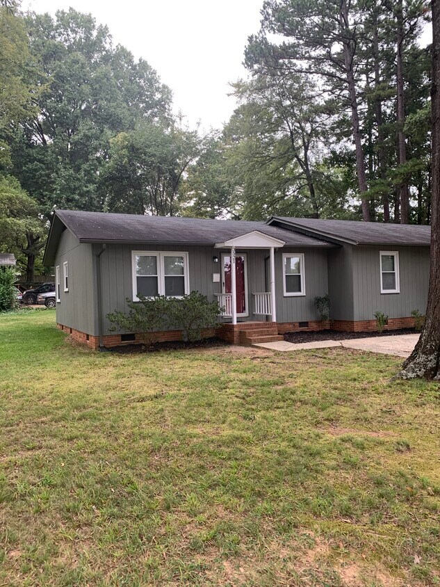 Front of Unit - 3521 Cardiff Ave