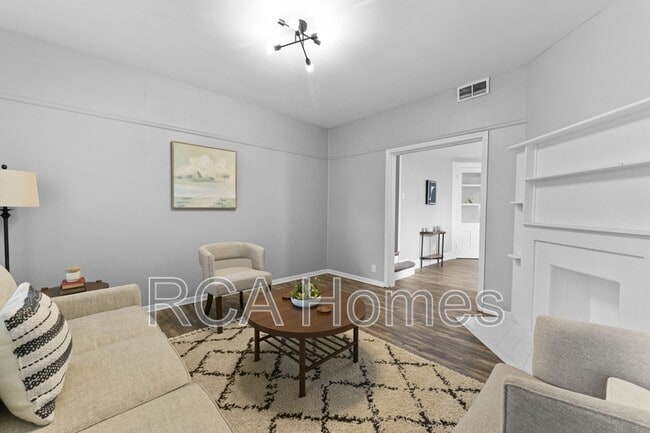 Building Photo - 1448 Woodlawn Ave