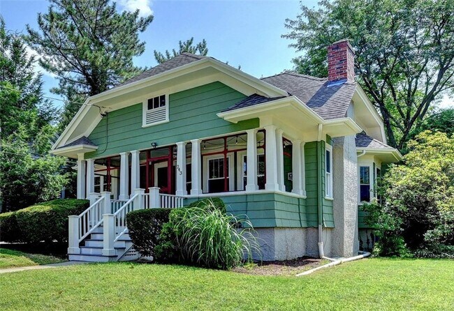 Foto del edificio - ****Pawtucket/Oakhill - Three Bed Single F...