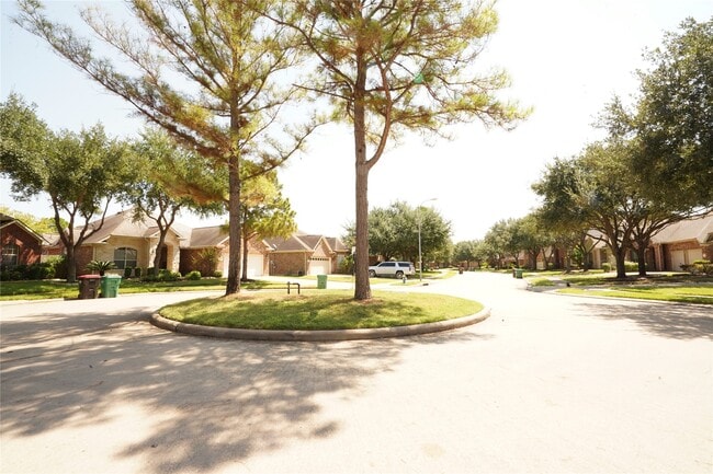 Foto del edificio - 26439 Sundown Cove Ln