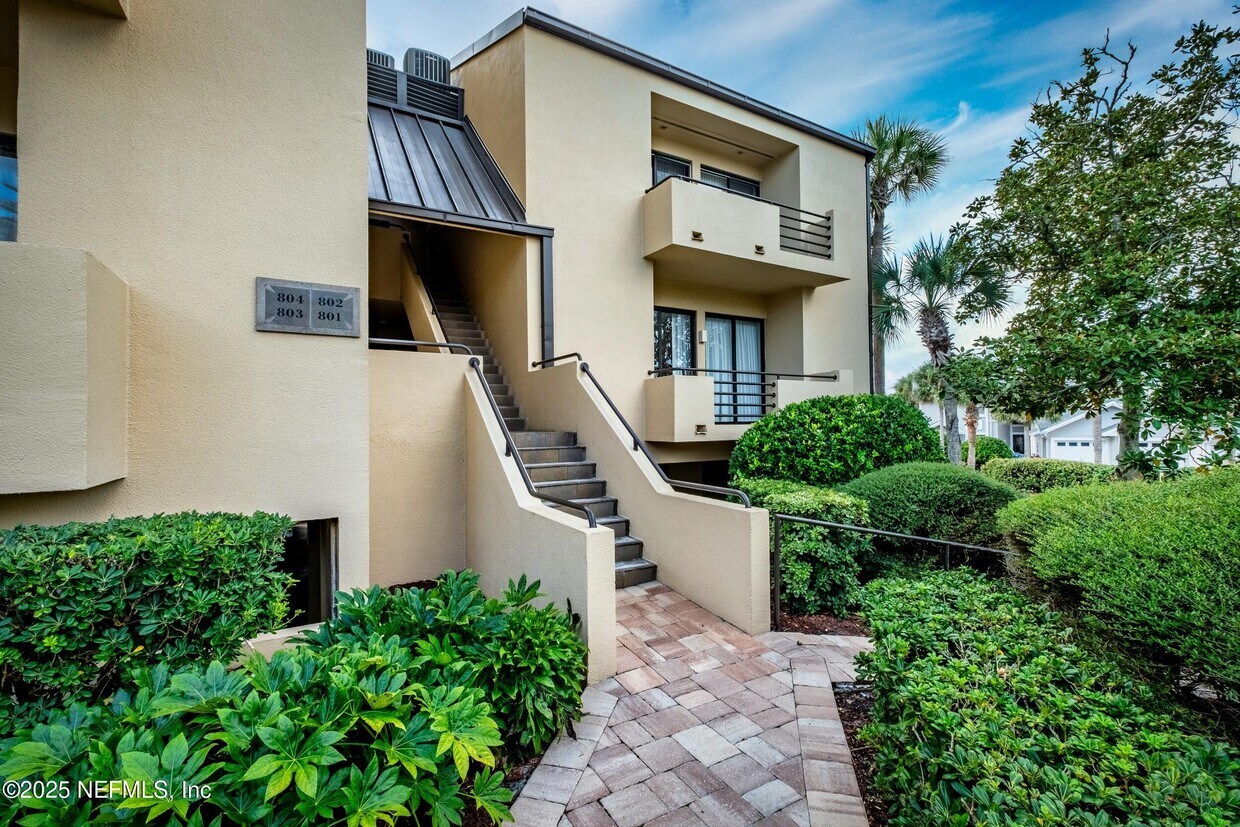 Foto principal - 804 Spinnakers Reach Dr