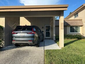 Building Photo - 2743 Sand Hollow Ct