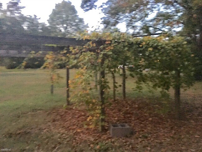 Foto del edificio - 7623 Waxhaw Hwy