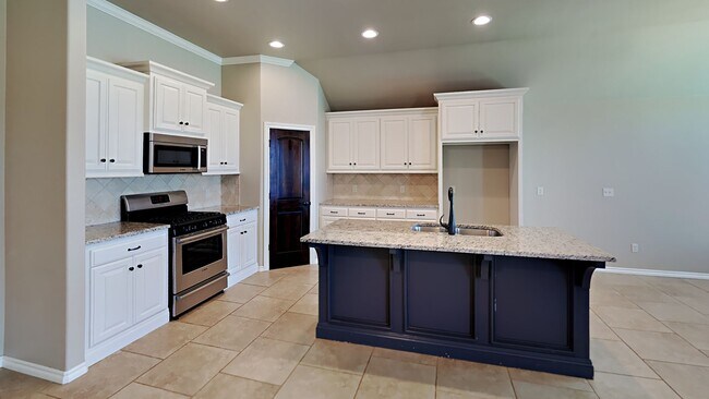 Foto del edificio - Very Nice 3 Bedroom 2 Bath Home in Yukon S...