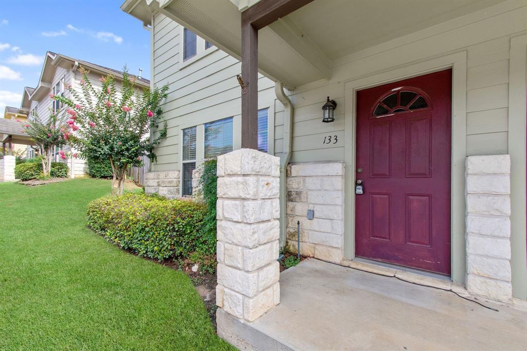 Primary Photo - 133 Bolero Way