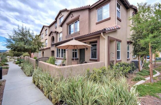 Building Photo - 40914 Belleray Ave