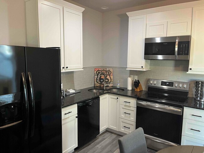 Foto del edificio - 1251 Canyon Shores