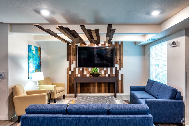 Lounge - Waterwalk Charlotte - Arrowood