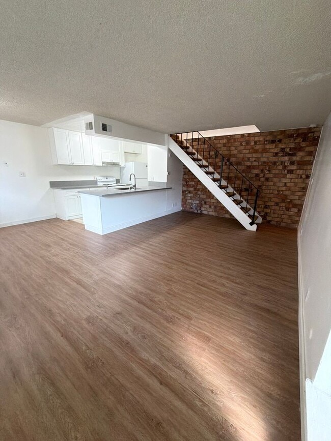 Building Photo - 2-Story Condo With Lots of Character!