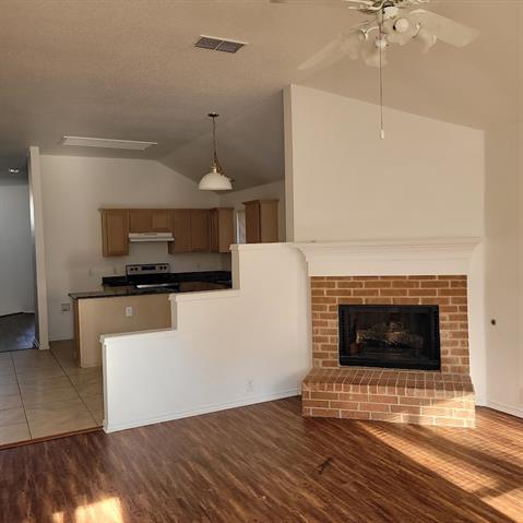 Building Photo - 825 Stafford Station Dr