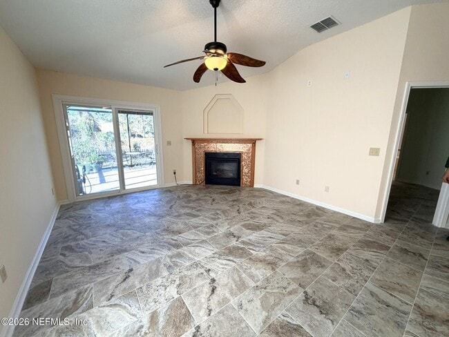 Foto del edificio - 1466 Starboard Ct