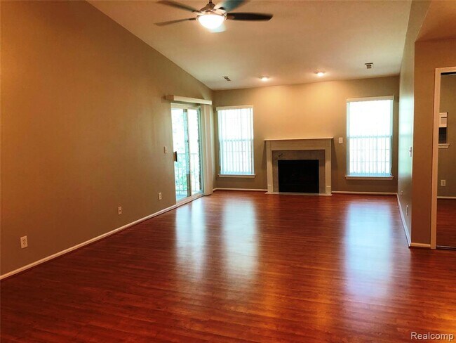 Building Photo - 56083 Chesapeake Trail