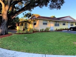 Building Photo - 7827 NW 39th Ct