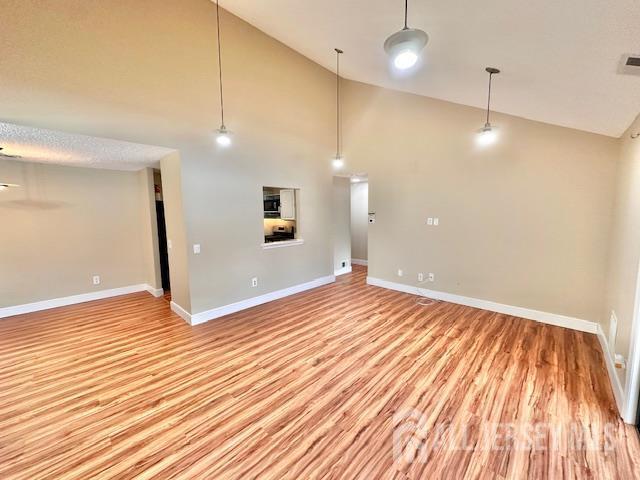 Foto del edificio - 211 Sunshine Ct