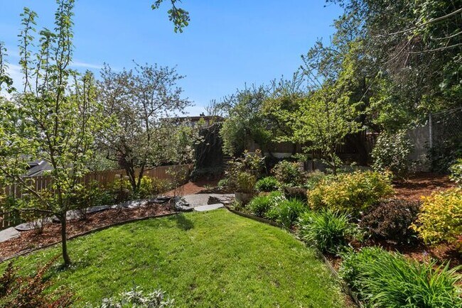 Foto del edificio - Charming Renovated Leschi Craftsman