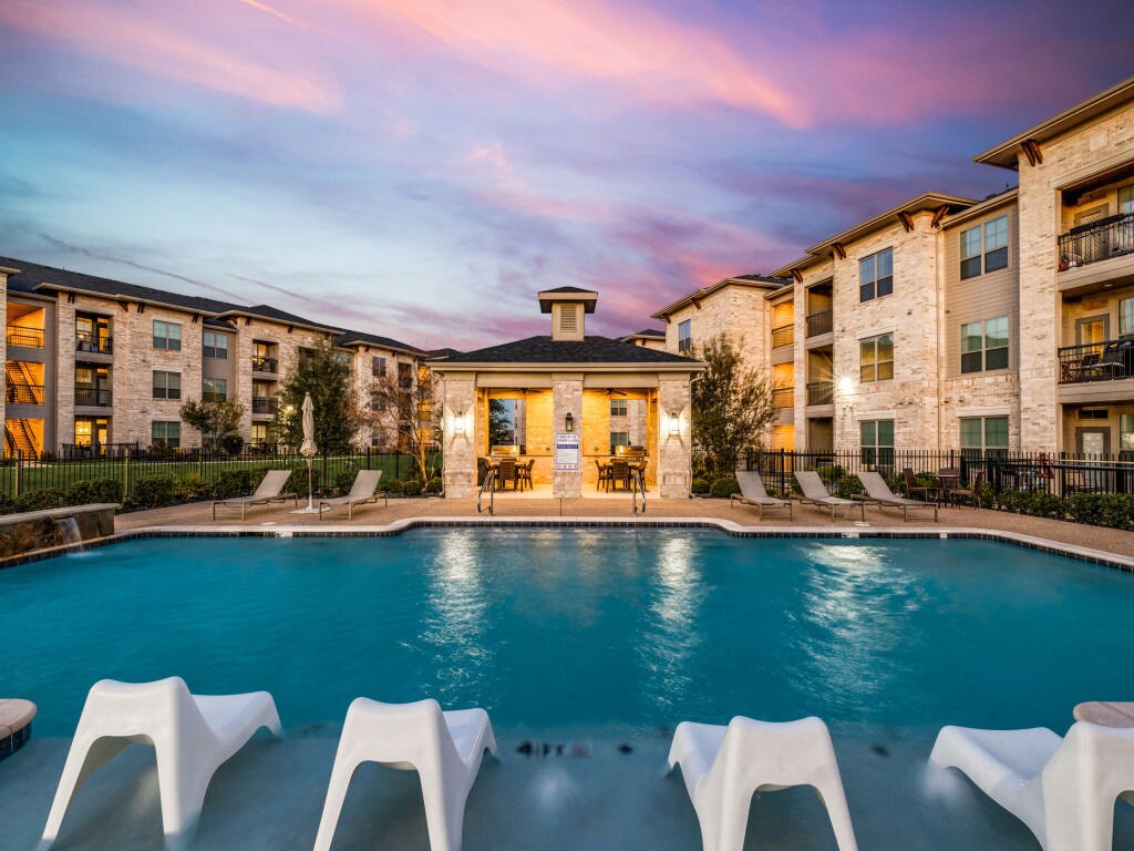 THE MARK ON SOLON 630 Solon Rd Waxahachie, TX Apartments for Rent