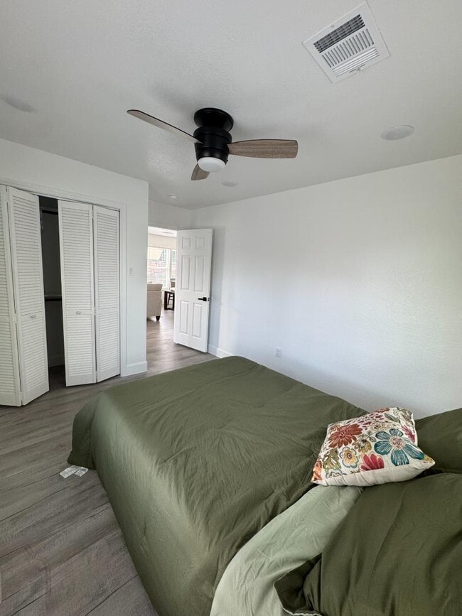 Building Photo - 7401 Anzac St