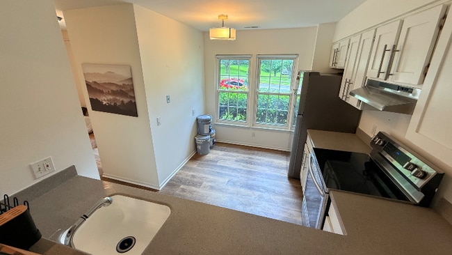 Building Photo - 17411 Pipers Way