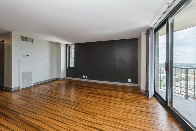 Foto del edificio - 3660 N Lake Shore Dr