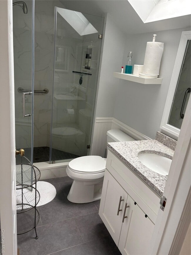 Building Photo - 50 Brittany Ln