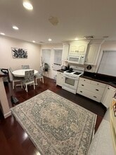 Building Photo - 46 Roberts Dr