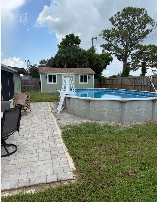 Foto del edificio - 1206 SW 8th St