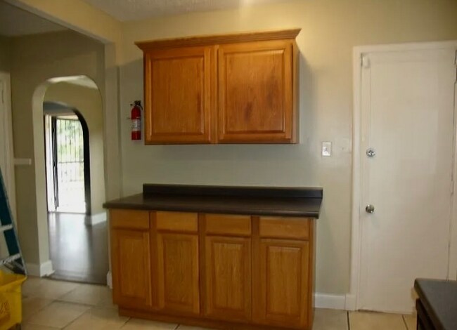 Foto del edificio - 1840 Avon Ave SW
