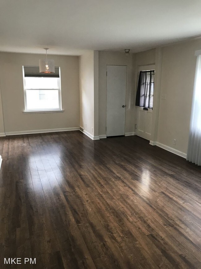 Foto del edificio - 3040 N 91st St