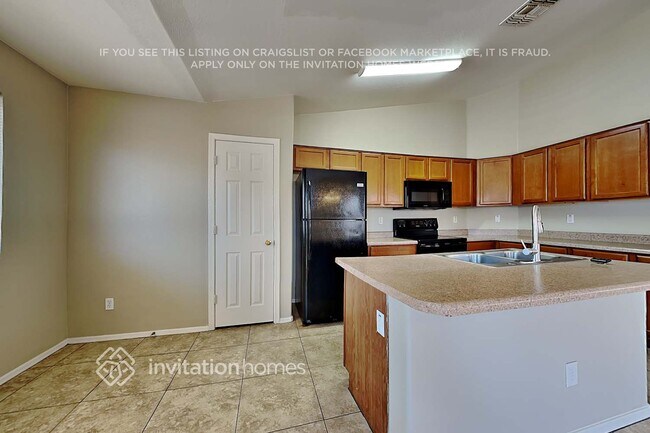 Foto del edificio - 3319 W Sunland Ave