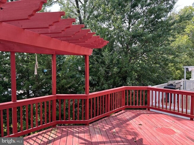 Building Photo - 45901 Peach Oak Terrace