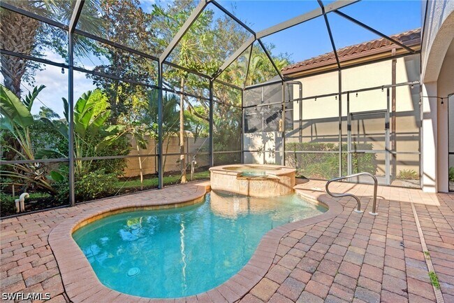 Building Photo - 5717 Mango Cir