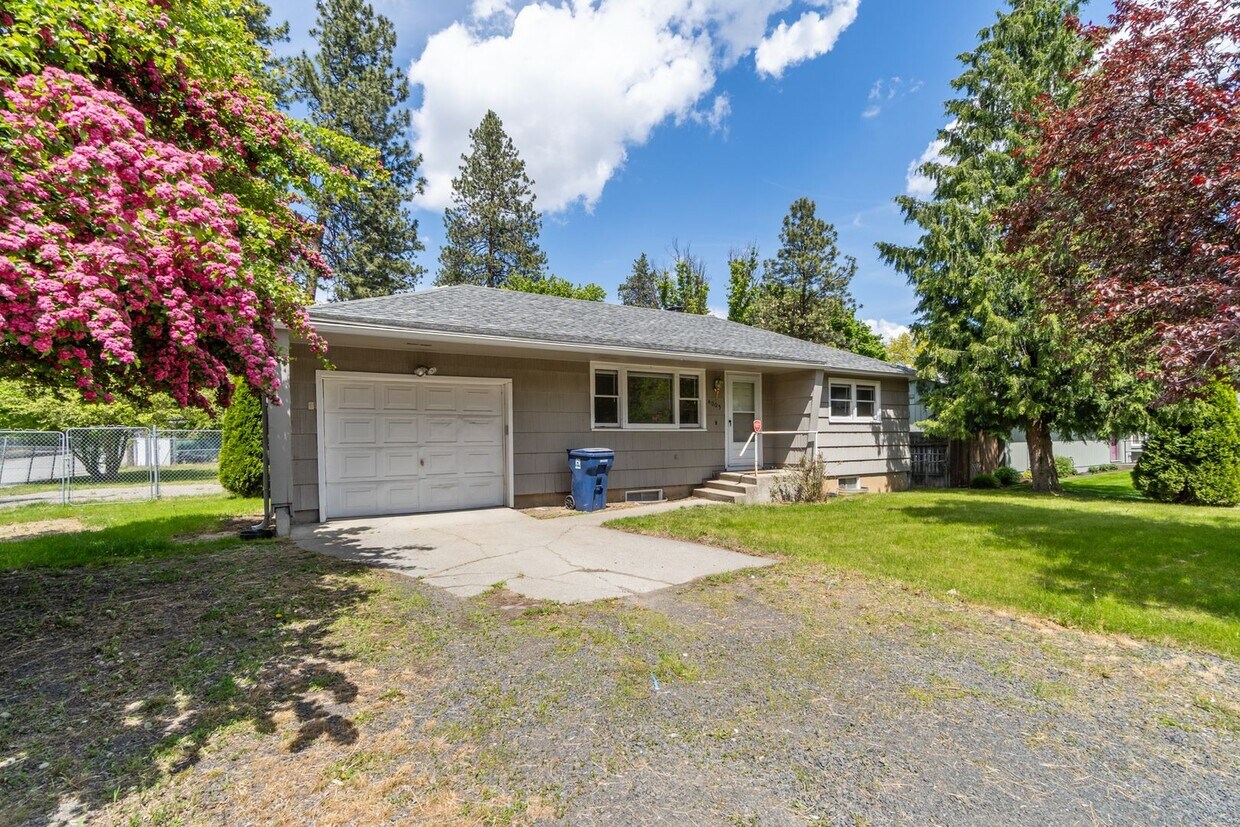 Foto del edificio - Single Family Home on Spokanes South Hill!!