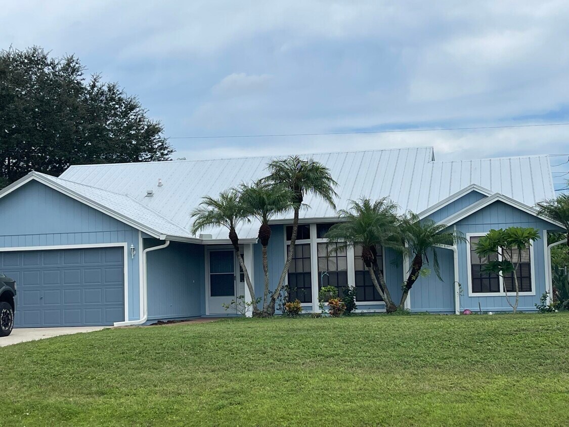 Foto principal - 1625 SW Diamond St
