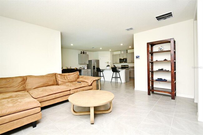 Foto del edificio - 440 Baroness Way