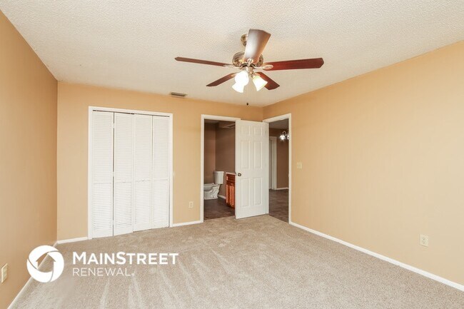 Foto del edificio - 1367 Unter Ave NW